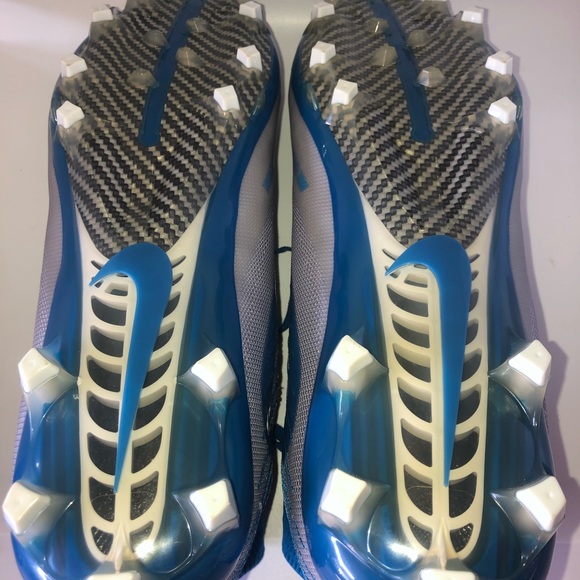 Nike Football Cleats - Picture 5 of 5